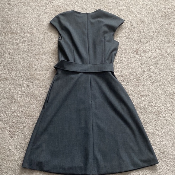 Grey Marella sleeveless dress - Picture 4 of 5
